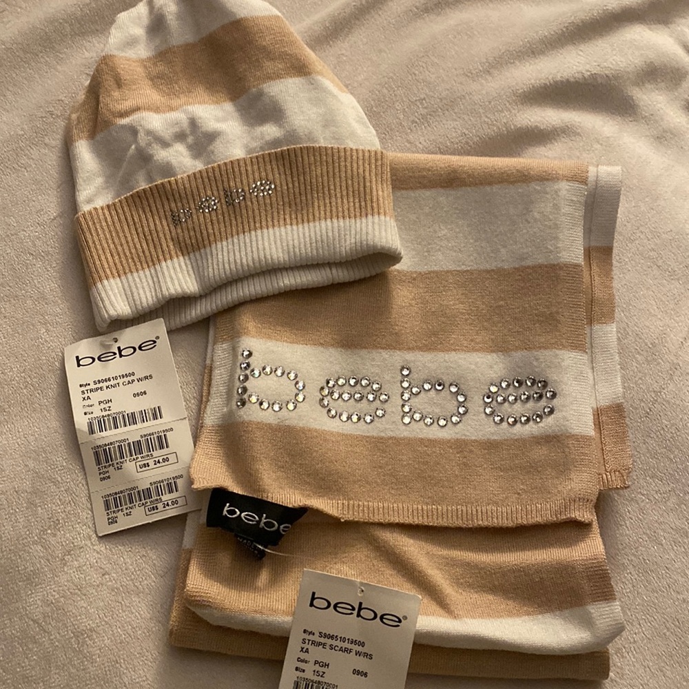 NWT BEBE Beanie‎ and Scarf Set